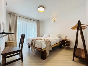 3 chambres, fer et planche à repasser, Wi-Fi gratuit, draps fournis