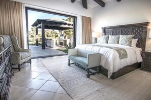 4 bedrooms, WiFi, bed sheets