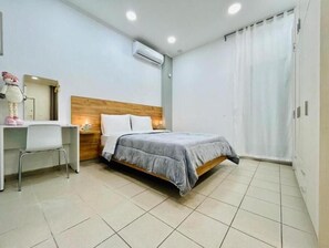 1 habitación, wifi y ropa de cama