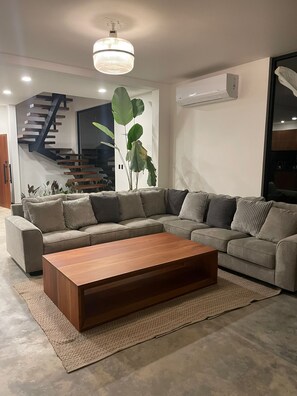 Interior - House upon the Hill With Beautiful sunset views (Provincia de Puntarenas)