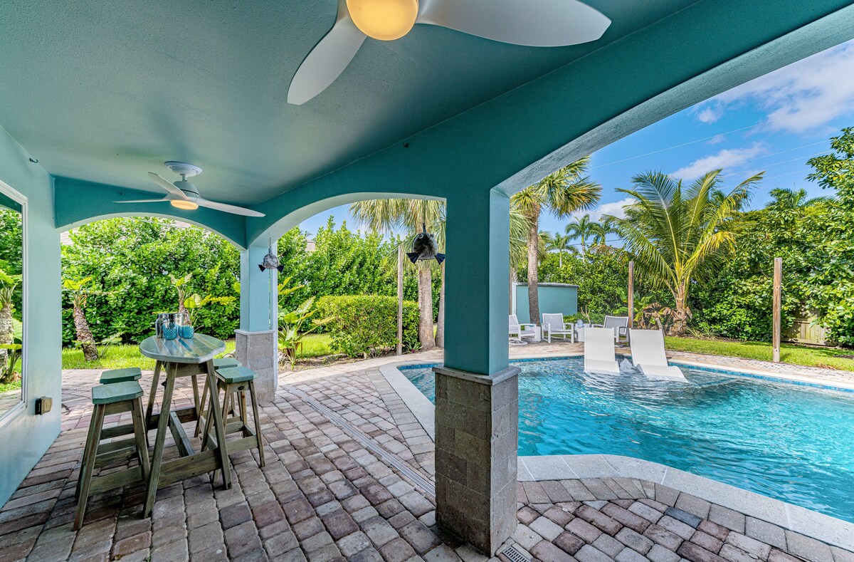 Photo 37 of Sleeps 14, Close to Downtown, Beautiful home!