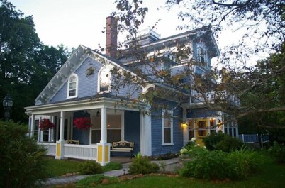 The Dawson House Bed & Breakfast