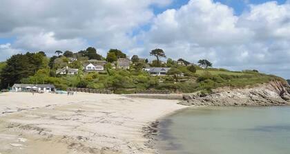 3 bedroom accommodation in Falmouth