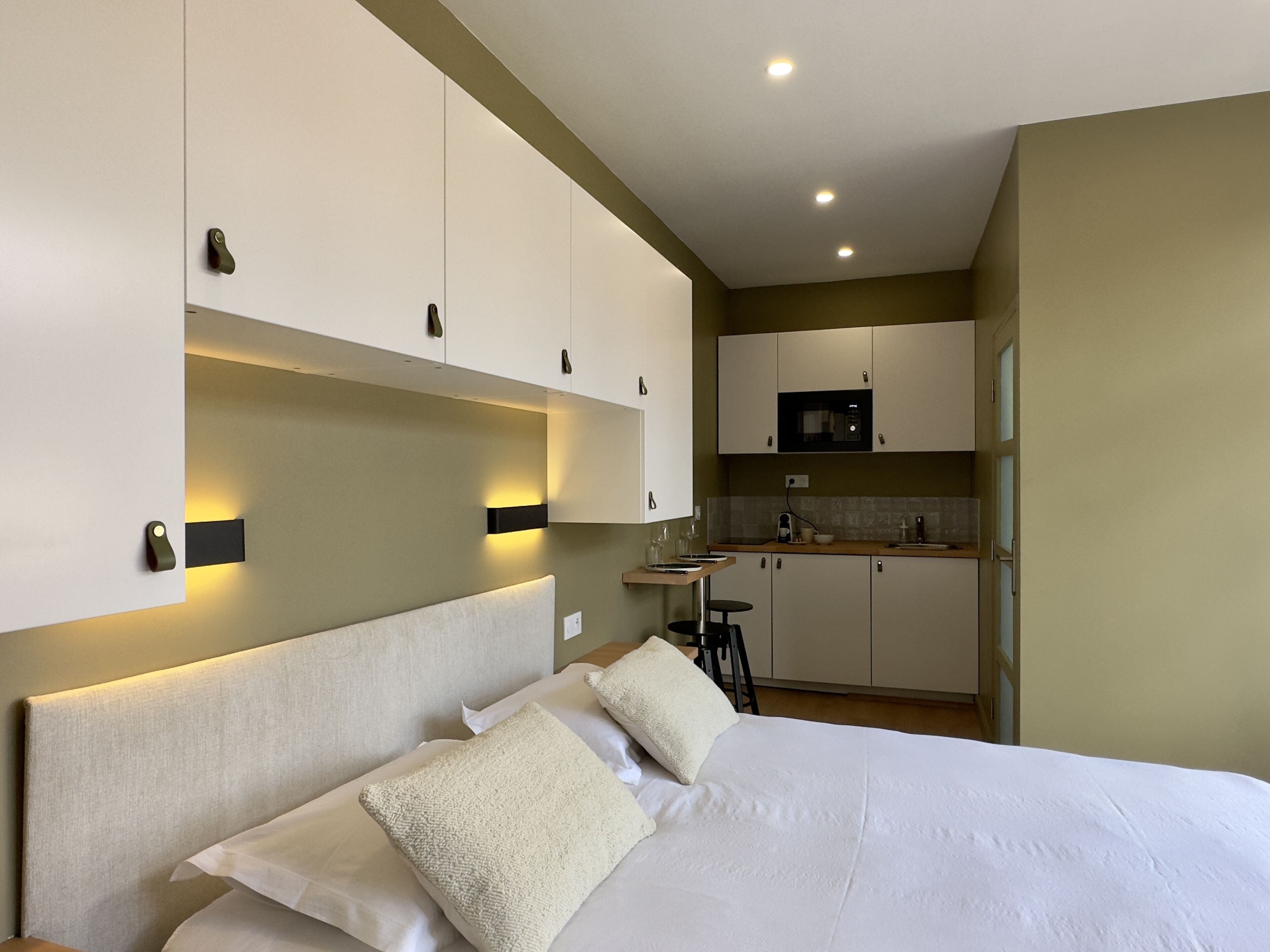 1 slaapkamer, een bureau, een strijkplank/strijkijzer, gratis wifi