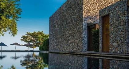 Deluxe Oceanfront Pool Villa - Tolani Resort Kui Buri