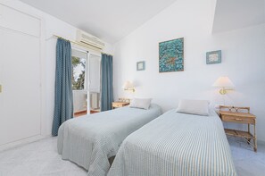 3 habitaciones, tabla de planchar con plancha y wifi gratis 