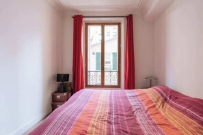 1 bedroom, iron/ironing board, Internet, bed sheets - Superbe Appartement Parisien pour 3 - Belleville (Paris)