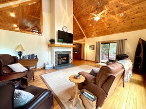 スマートテレビ、暖炉