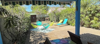 Maison de Vacances Climatisée Proche Plage Avec spa