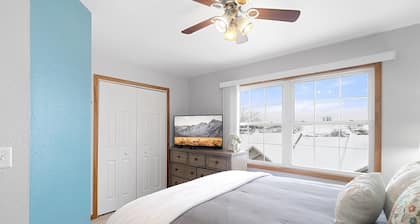 Updated-100Mbps-Smart TV-3 TVs-Full Kitchen-W/D