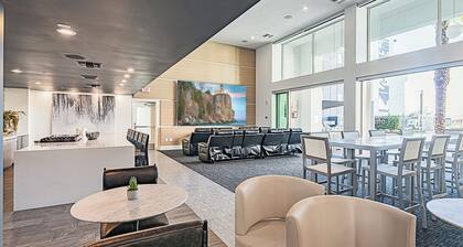 Near Mayo | Rooftop Deck | Heated Pool | Hot Tub