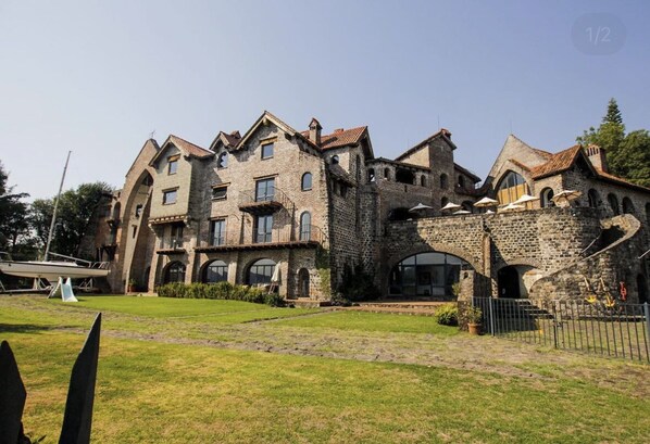 Exterior - Loft Dentro de un Castillo en Valle de Bravo (Valle de Bravo)