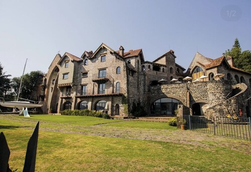 Loft Dentro de un Castillo en Valle de Bravo