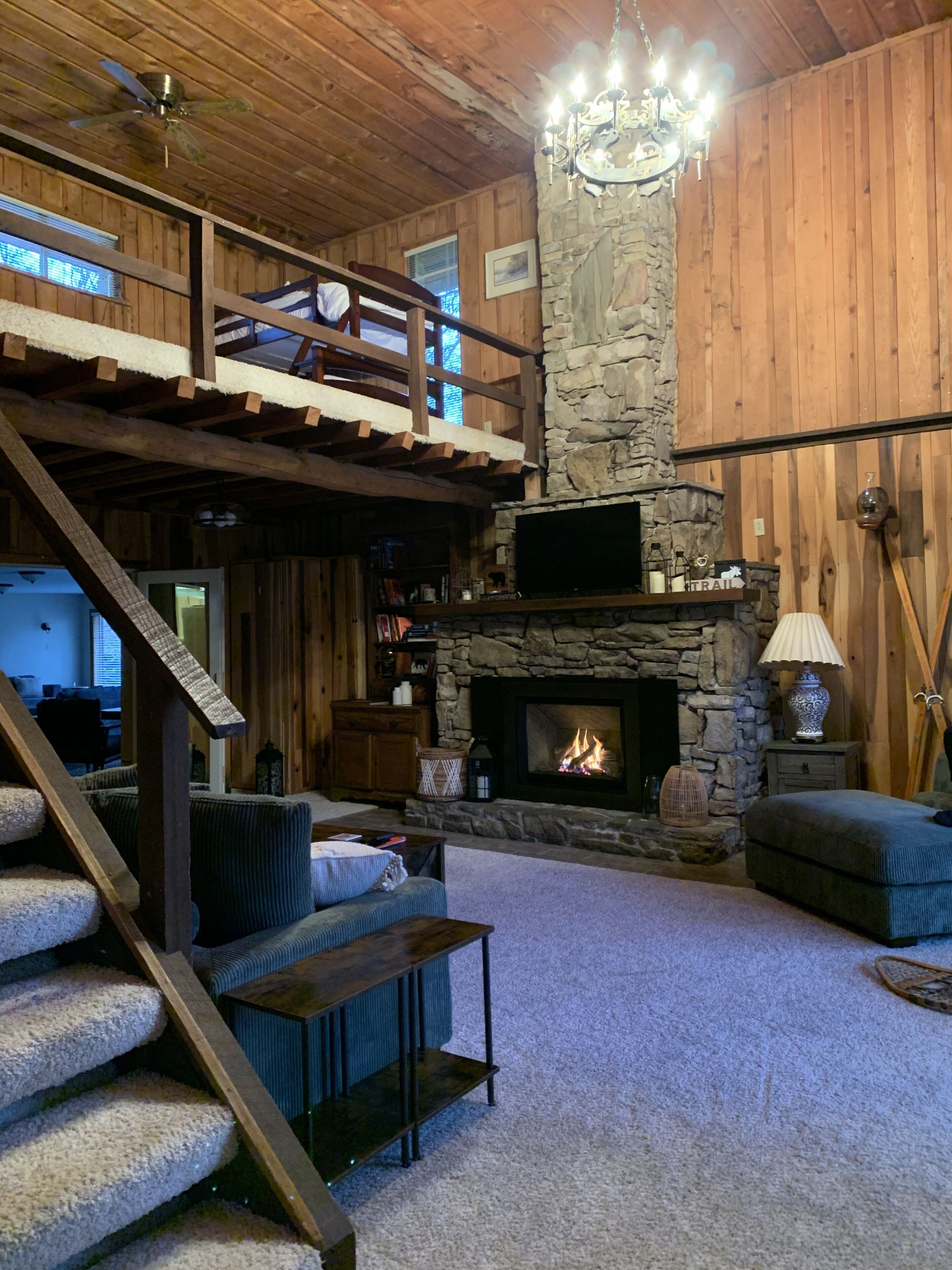 Cozy mountain retreat for large families with a pond and many open spaces.  