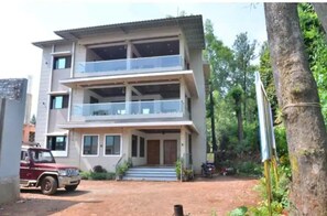 Exterior - Unique Inn Villa Strawberry Farm Fragrance unit (MAHARASHTRA)