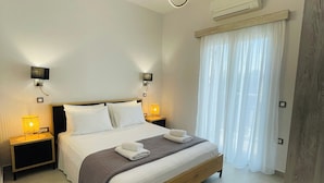 Unclassified image, 2 of 39, button - Room-villa Rodelia Apartment Number 4 (Corfu)
