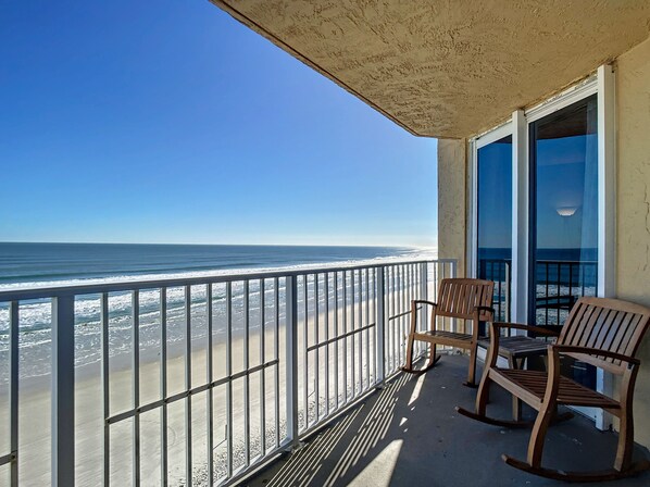 Property grounds - Oceanfront Family Beach Escape - Pool, Beach, & Amazing Views (New Smyrna Beach)