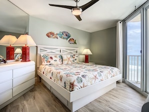 2 slaapkamers, een strijkplank/strijkijzer, gratis wifi, beddengoed