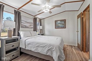 2 chambres, fer et planche Ă repasser, Wi-Fi gratuit, draps fournis
