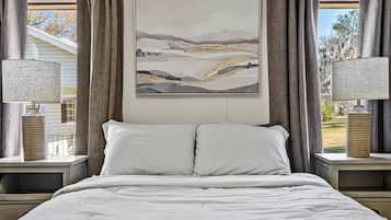 2 slaapkamers, een strijkplank/strijkijzer, gratis wifi, beddengoed