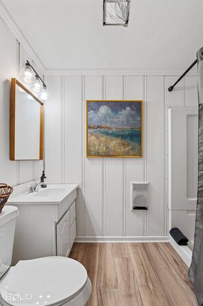 Hårføner og håndklær