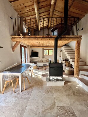 傳統別墅 | 起居區 | 壁爐