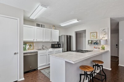 Stylish Home • 3Bed • 2Bath • Yard & Ample Amenities