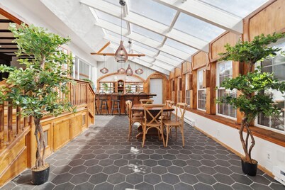 The Birch. Outdoor hot tub, H Pool, Theater,& More