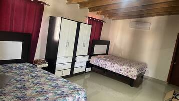 高级别墅 | 5 多间卧室、熨斗/熨衣板、免费 WiFi