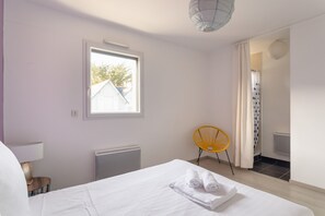 4 quartos, ferros/tábuas de passar roupa, Wi-Fi de cortesia