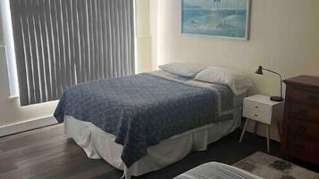 1 bedroom, WiFi, bed sheets