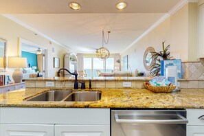 Interior - Ocean view condo with pool, gym, grill, scenic balcony, open layout, W/D, & AC (Destin)