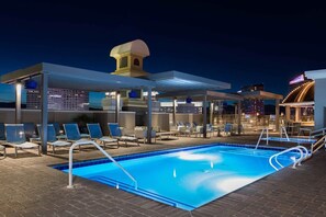 Pool - Super Bowl in VEGAS - 2 Luxury Villas, 2 BR, 2 Sofa Bed, KITCHEN and Family Room (Las Vegas)