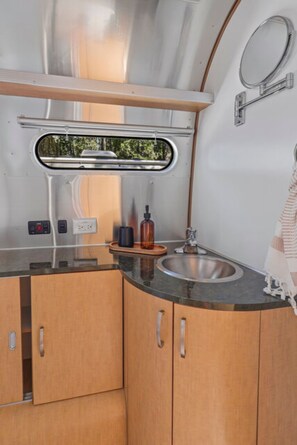 Interior - Airstream - (Redbud) (Dunsmuir)