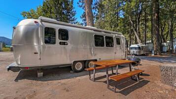 Servei de restauració a l'aire lliure