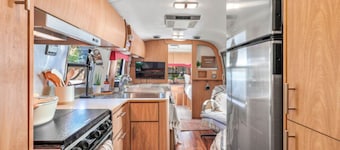 Airstream - (White Oak)