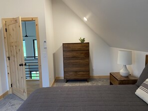 7 chambres, fer et planche à repasser, accès Internet, draps fournis