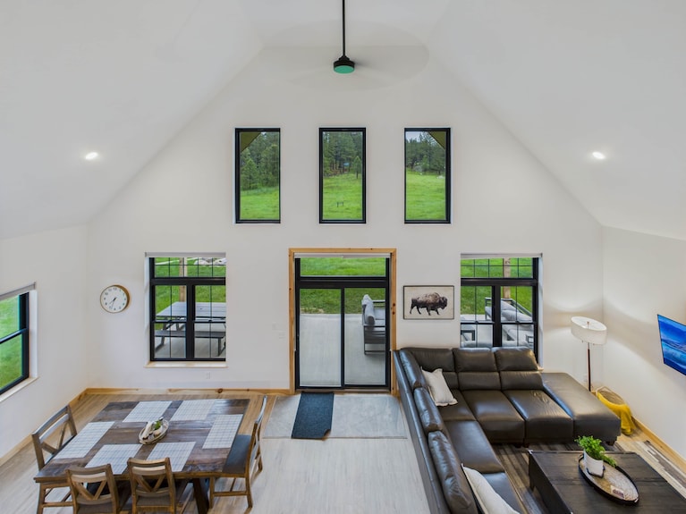 Rushmore Cabin - 3 Bd Cabin - Custer, SD