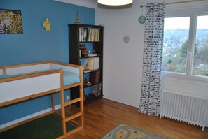 4 bedrooms, iron/ironing board, WiFi, bed sheets - Belle Maison Familiale, Accès Direct Gare RER B Paris, Tous Aéroports (Palaiseau)