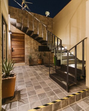 Handrails in stairways - PUNTA AGAVE SUITES (Oaxaca)