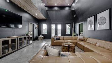 Smart TV, DVD player