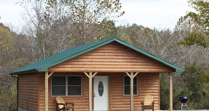 2 BR Hot Tub Cabin- Closest Cabins to Garden of the Gods-Shawnee National Forest
