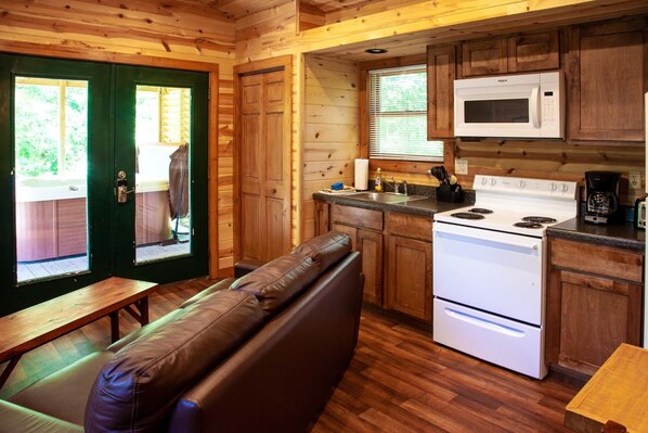 Fridge, microwave, oven, stovetop - 1 BR Hot Tub Cabin- Closest Cabins to Garden of the Gods-Shawnee National Forest (Herod)