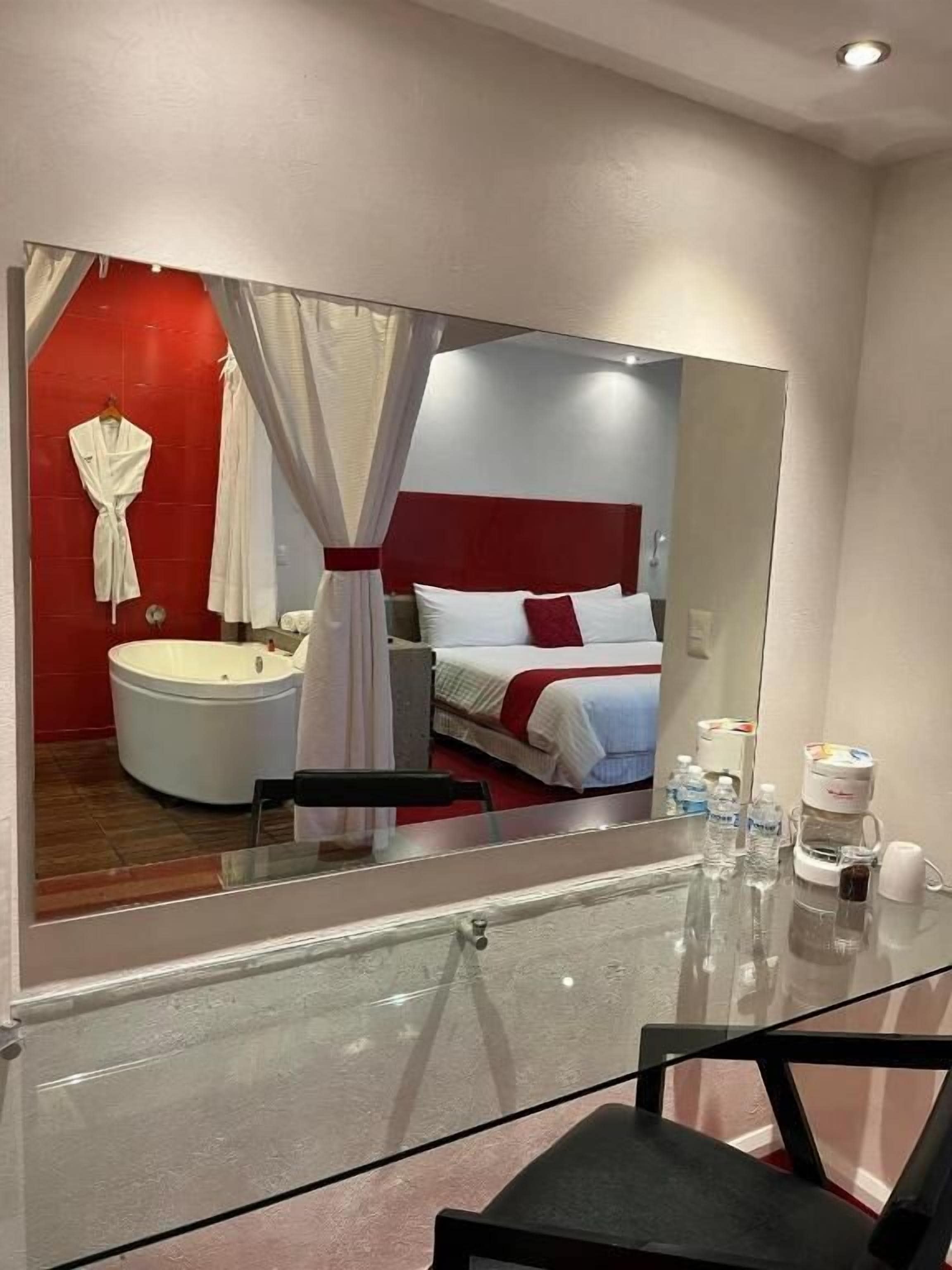 Photo - Zújmú Business Boutique Hotel