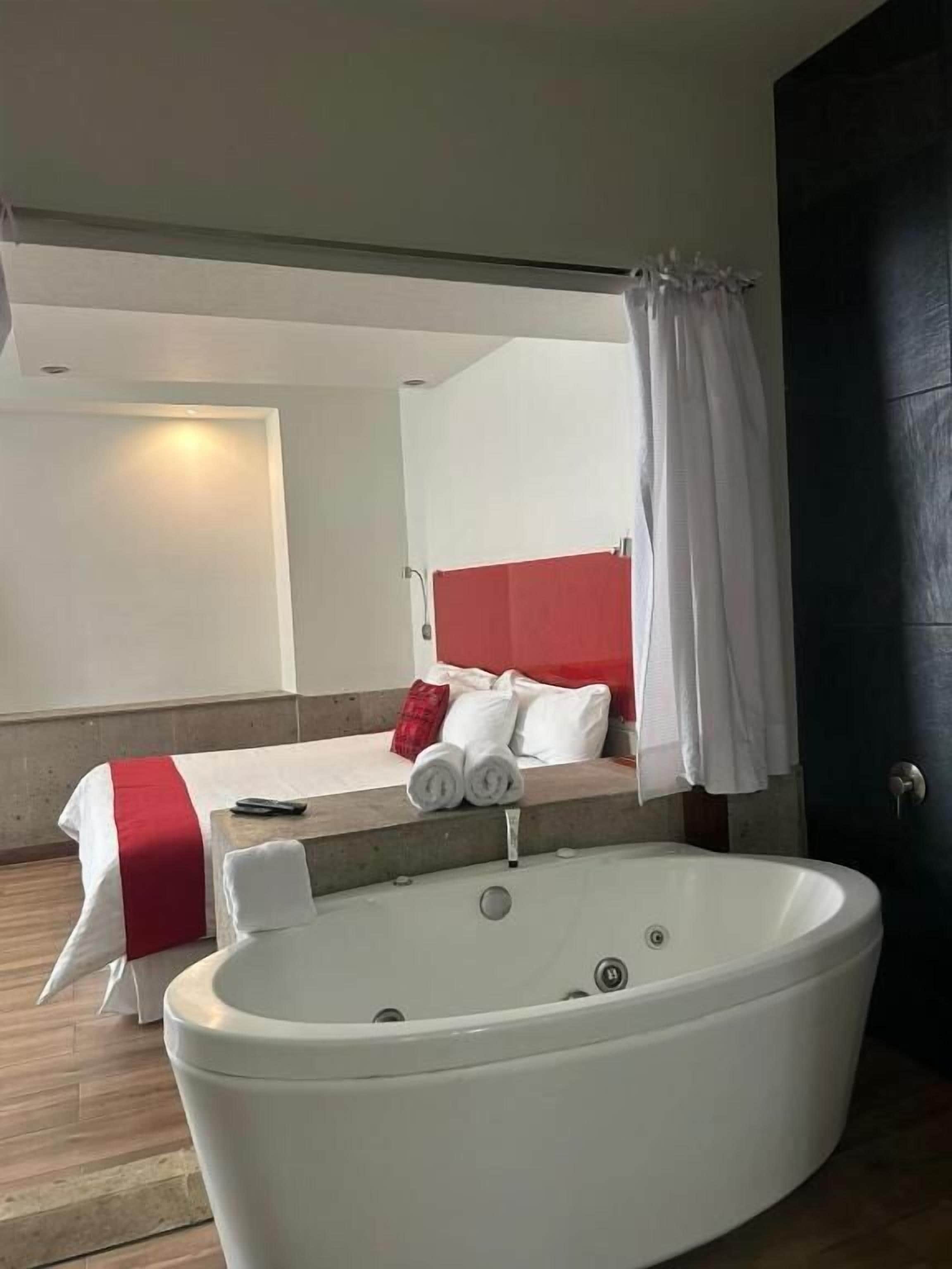 Photo - Zújmú Business Boutique Hotel