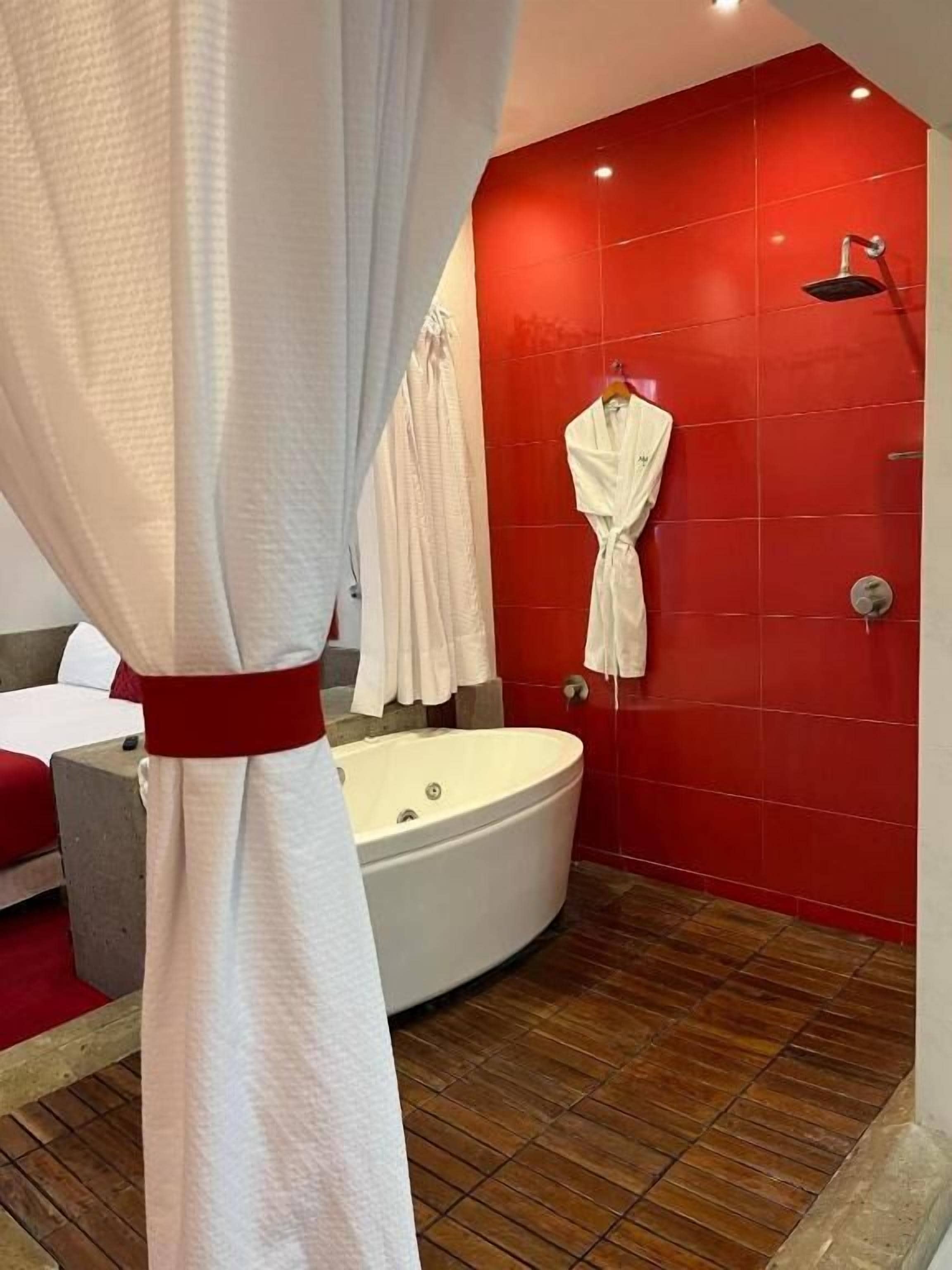 Photo - Zújmú Business Boutique Hotel