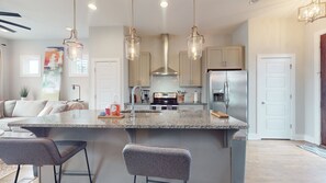 Interior - 3 bedroom house, on the river, over looking the Nashville skyline, with firepit! (Nashville)