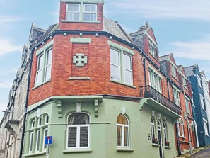 Exterior - 6 bedroom accommodation in Swanage (Swanage)