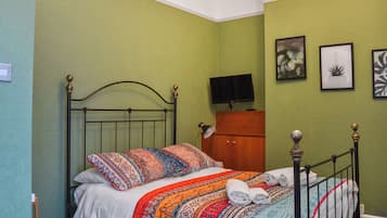 6 chambres, Wi-Fi gratuit, draps fournis