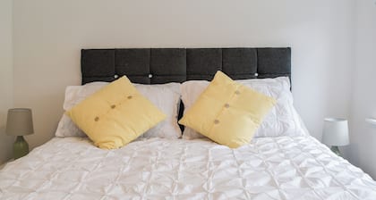 Apartment 1 - UK42622